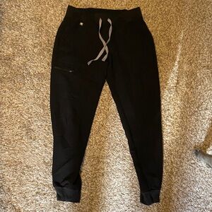 Figs Black Ankle Scrubs